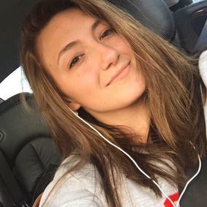 Meet your Posher, Bella